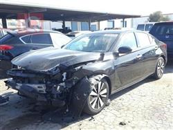 نيسان ألتيما